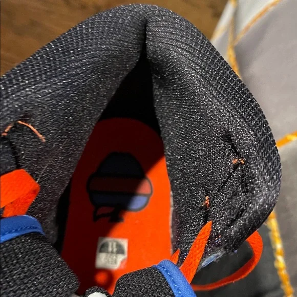 Nike High-Top Sneakers in Blue and Orange New York Knicks  Nike Air - Picture 5 of 13